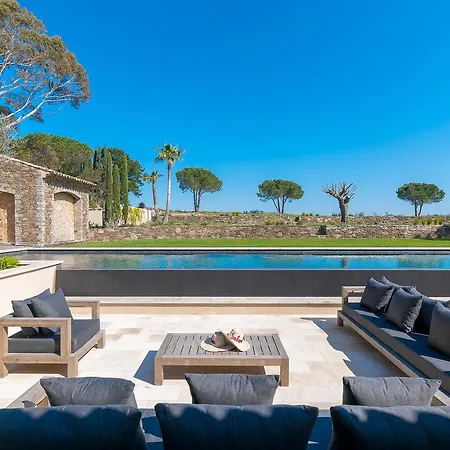 Salama Villa *